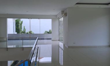 Luxury 912 m² Corner Residence in Villa Cibubur Indah – ±1000 m² Built-Up Area with Pool