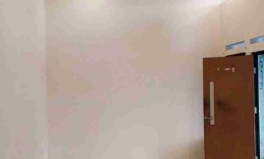 RUMAH SIAP HUNI,STRATEGIS, DEKAT YOGYA GRIYA, SEKOLAH,KLINIK DI MARGAHAYU RAYA BANDUNG