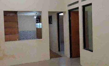 RUMAH SIAP HUNI,STRATEGIS, DEKAT YOGYA GRIYA, SEKOLAH,KLINIK DI MARGAHAYU RAYA BANDUNG