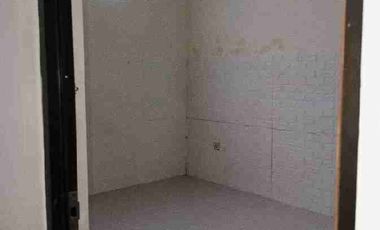 RUMAH SIAP HUNI,STRATEGIS, DEKAT YOGYA GRIYA, SEKOLAH,KLINIK DI MARGAHAYU RAYA BANDUNG