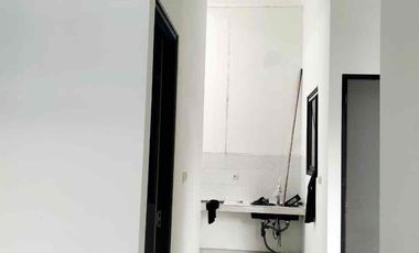 rumah baru 1lt Surabaya 600jt an