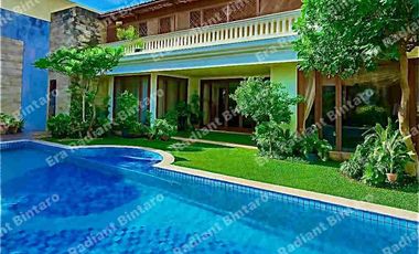 Dijual Rumah Diradio Dalam Ada Kolam Renang Lokasi Strategis