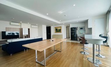Available Now!! Modern luxury, spacious 2bedroom, 2bathroom, 120sqm condo in the heart of Nimmanhiem Road, Soi 6, at the Nimmana Condo.