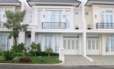 Rumah Eksklusif di Cluster Jade Residence – Sumarecon Mutiara Makassar