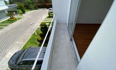 Alquiler o renta de casa de 3 dormitorios en tumbaco sector la ceramica