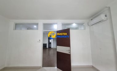 Dijual Ruko Cordoba PIK 5x12,5, 3,5 Lantai, Sudah Renov, HGB