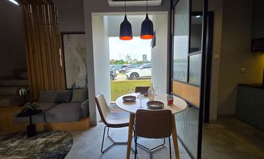 DIJUAL RUMAH 2 LANTAI DI BSD CITY DEKAT TOL BANGET STRATEGIS MINIMALIS MEWAH PROMO FREE DP
