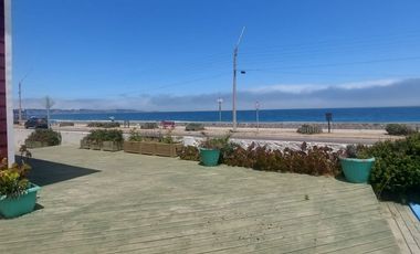 Excelente Propiedad  primera linea vista la mar en Algarrobo.