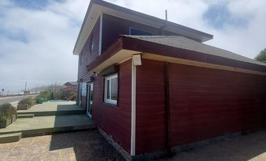 Excelente Propiedad  primera linea vista la mar en Algarrobo.