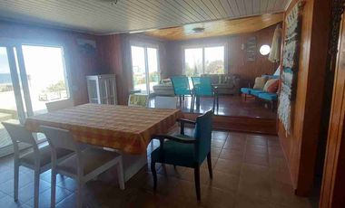 Excelente Propiedad  primera linea vista la mar en Algarrobo.