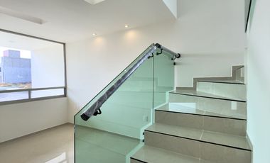 CASA EN VENTA PACHUCA, A 5 MIN DE EXPLANADA, 3 HABITACIONES, ROOF GARDEN.