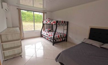 ARRIENDO FINCA EN FLORIDABLANCA EL CRUCERO 1,000.000 NOCHE3202771389