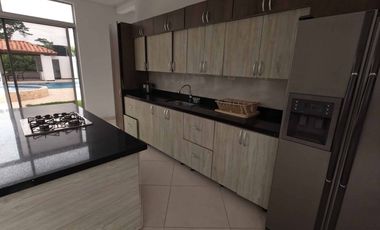 ARRIENDO FINCA EN FLORIDABLANCA EL CRUCERO 1,000.000 NOCHE3202771389