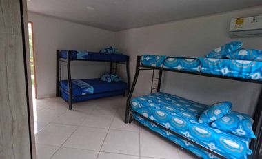 ARRIENDO FINCA EN FLORIDABLANCA EL CRUCERO 1,000.000 NOCHE3202771389