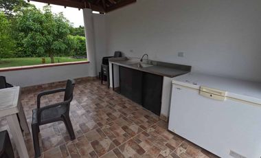 ARRIENDO FINCA EN FLORIDABLANCA EL CRUCERO 1,000.000 NOCHE3202771389