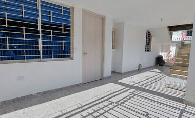 Casa en Venta en Sector Buenavista, Remodelada, Santa Marta