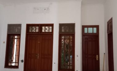 DI JUAL RUMAH KEBON BARU JAKARTA SELATAN - DEPAN KANTOR POS - NEGO