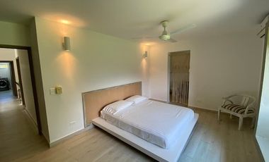 LINDA FINCA PIECUESTA LA SUFRADA 1,000.000 NOCHE3159904364