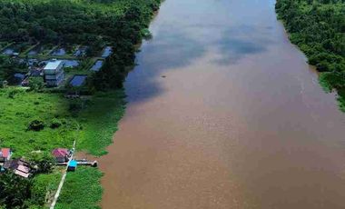 Tanah Luas Sampai Sungai Landak