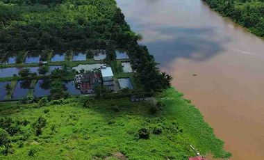 Tanah Luas Sampai Sungai Landak