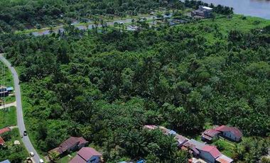 Tanah Luas Sampai Sungai Landak