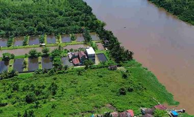 Tanah Luas Sampai Sungai Landak