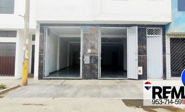 SE VENDE AMPLIO LOCAL COMERCIAL EN AVENIDA PRIMER PISO EN CARABAYLLO