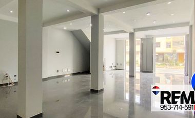 SE VENDE AMPLIO LOCAL COMERCIAL EN AVENIDA PRIMER PISO EN CARABAYLLO