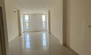 Disewakan Ruko Hibrida Raya Kelapa Gading