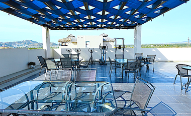 Cabo Beach Retreat 403B - Tu refugio en la playa de Cabo a solo una cuadra de la arena!