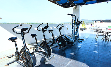 Cabo Beach Retreat 403B - Tu refugio en la playa de Cabo a solo una cuadra de la arena!