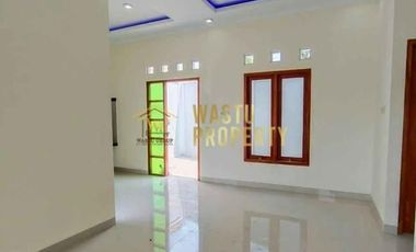 Rumah Siap Huni Tanah Luas Harga Murah Dekat Kapus UII