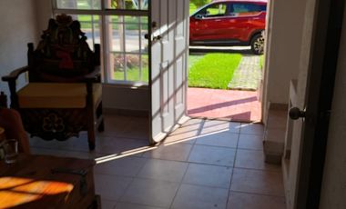 $ 1,500,000 CASA CON TRES RECÁMARAS y ALBERCA, LAS GARZAS, TEZOYUCA, EMILIANO ZAPATA, MORELOS