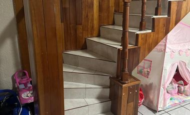 Casa Amplia C/4 Recámaras, 2 Estacionamientos en Renta en Viveros de La Loma