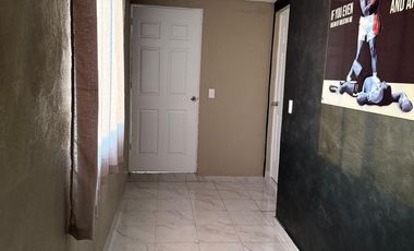 Casa Amplia C/4 Recámaras, 2 Estacionamientos en Renta en Viveros de La Loma