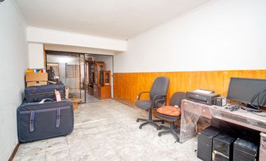 SE VENDE CASA EN PSJE 2, SECTOR SUR.