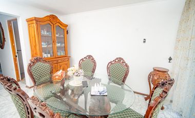 SE VENDE CASA EN PSJE 2, SECTOR SUR.