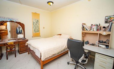 SE VENDE CASA EN PSJE 2, SECTOR SUR.