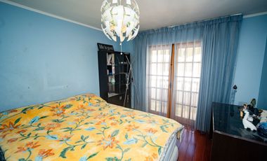 SE VENDE CASA EN PSJE 2, SECTOR SUR.