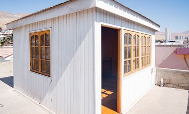 SE VENDE CASA EN PSJE 2, SECTOR SUR.