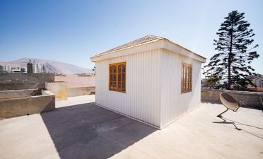 SE VENDE CASA EN PSJE 2, SECTOR SUR.