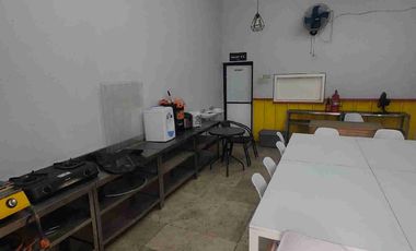 Dijual/Sewa Gedung 1½ lantai