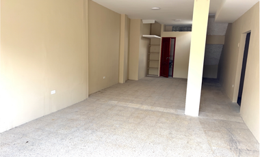 LOCAL COMERCIAL EN URDESA CENTRAL