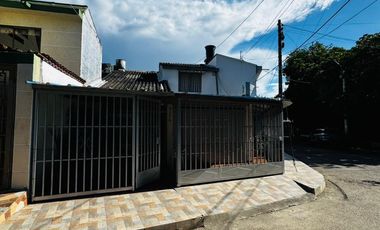 🏡 Casa Esquinera con Apartamento – Venta📍