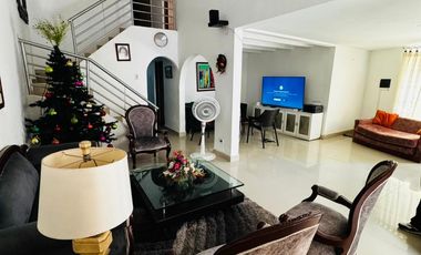 🏡 Casa Esquinera con Apartamento – Venta📍