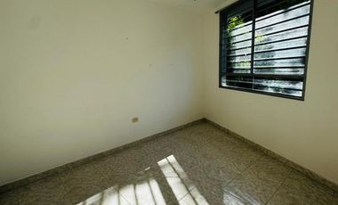 🏡 Casa Esquinera con Apartamento – Venta📍