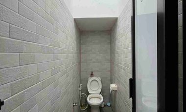 Ruang Usaha Siap Pakai Dekat Pelabuhan di Hasanudin Tanah Mas Semarang Utara