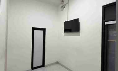 Ruang Usaha Siap Pakai Dekat Pelabuhan di Hasanudin Tanah Mas Semarang Utara