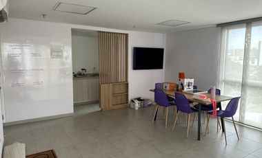 Oficina en Arriendo y Venta en unidad cerrada en Alamos