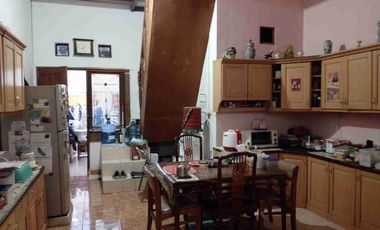 Rumah di dekat Sekolah BPK Penabur Cimahi